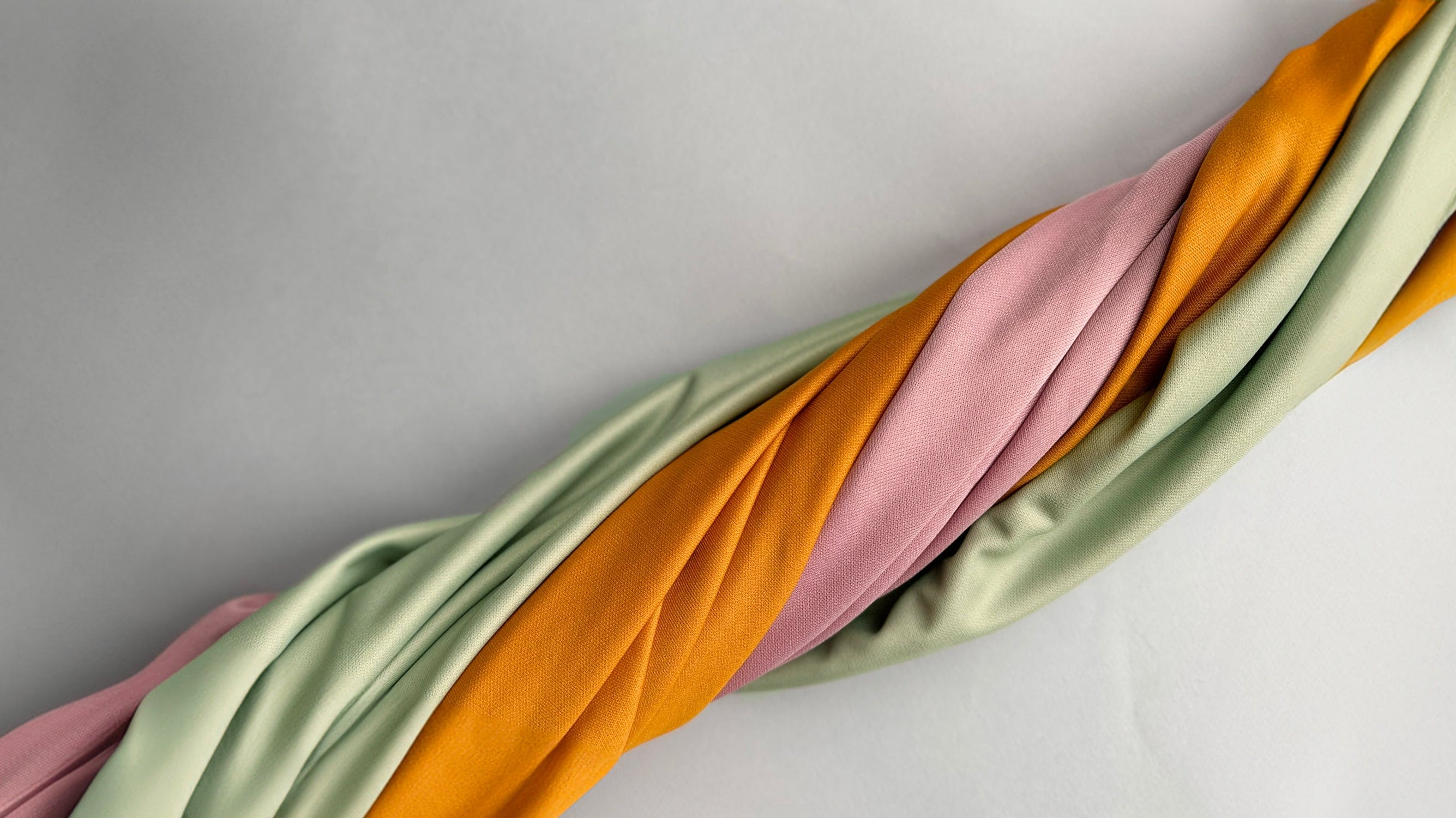 How to maintain your silks