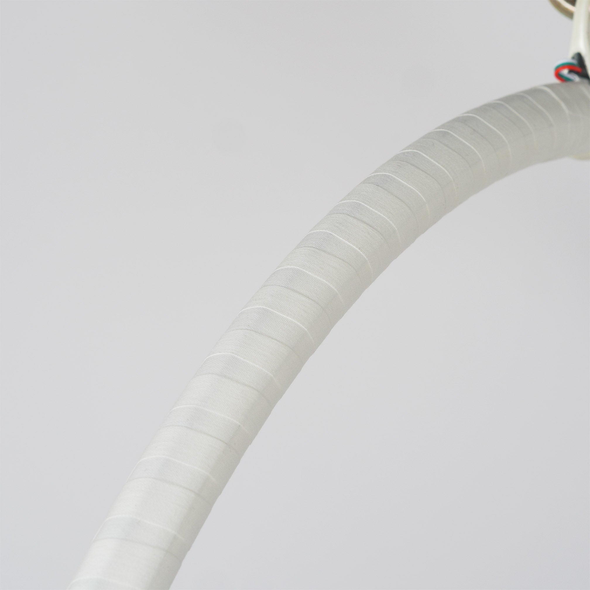 Side of the hoop not glowing with white background