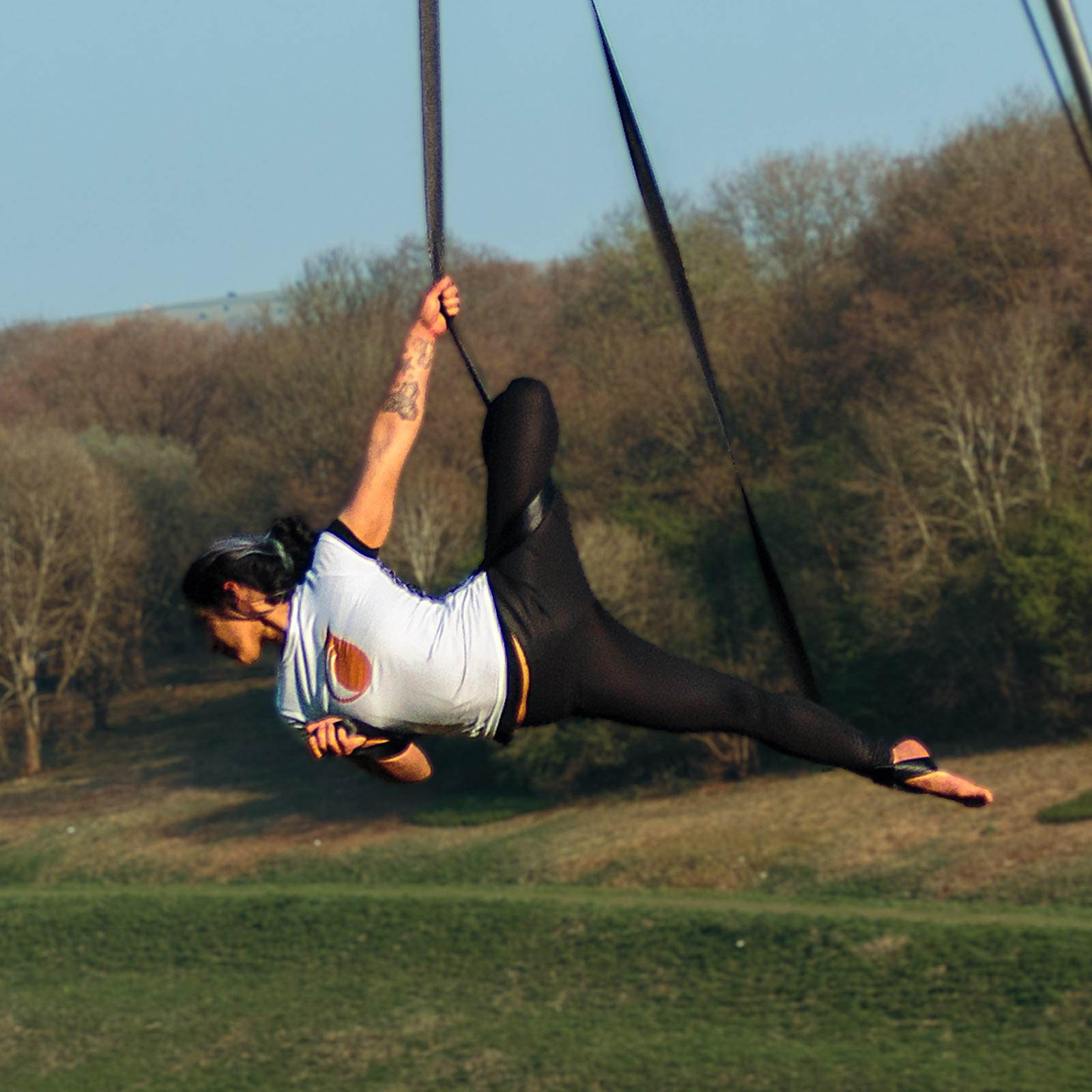 Firetoys aerial straps black action shot