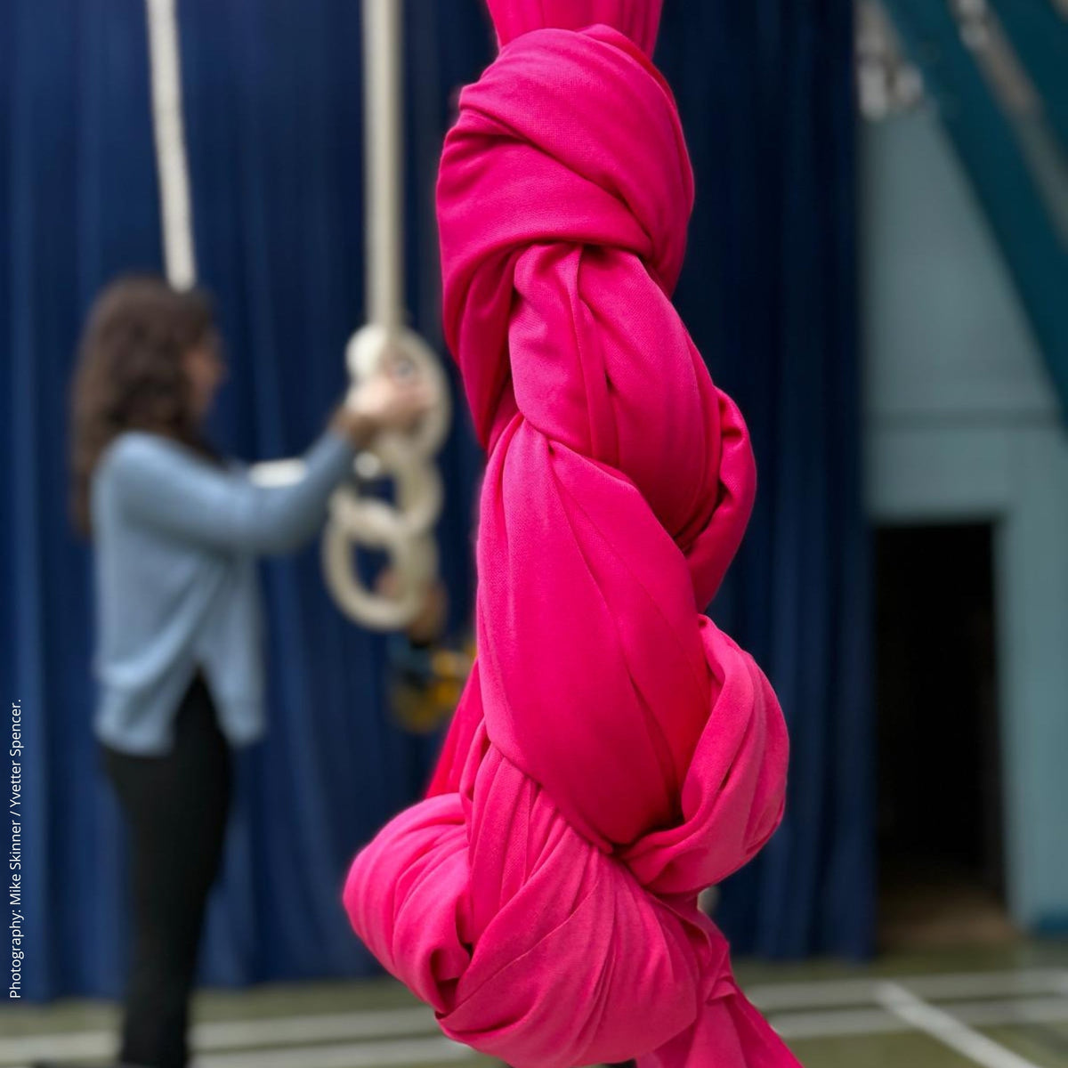 Firetoys youth silk pink knotted