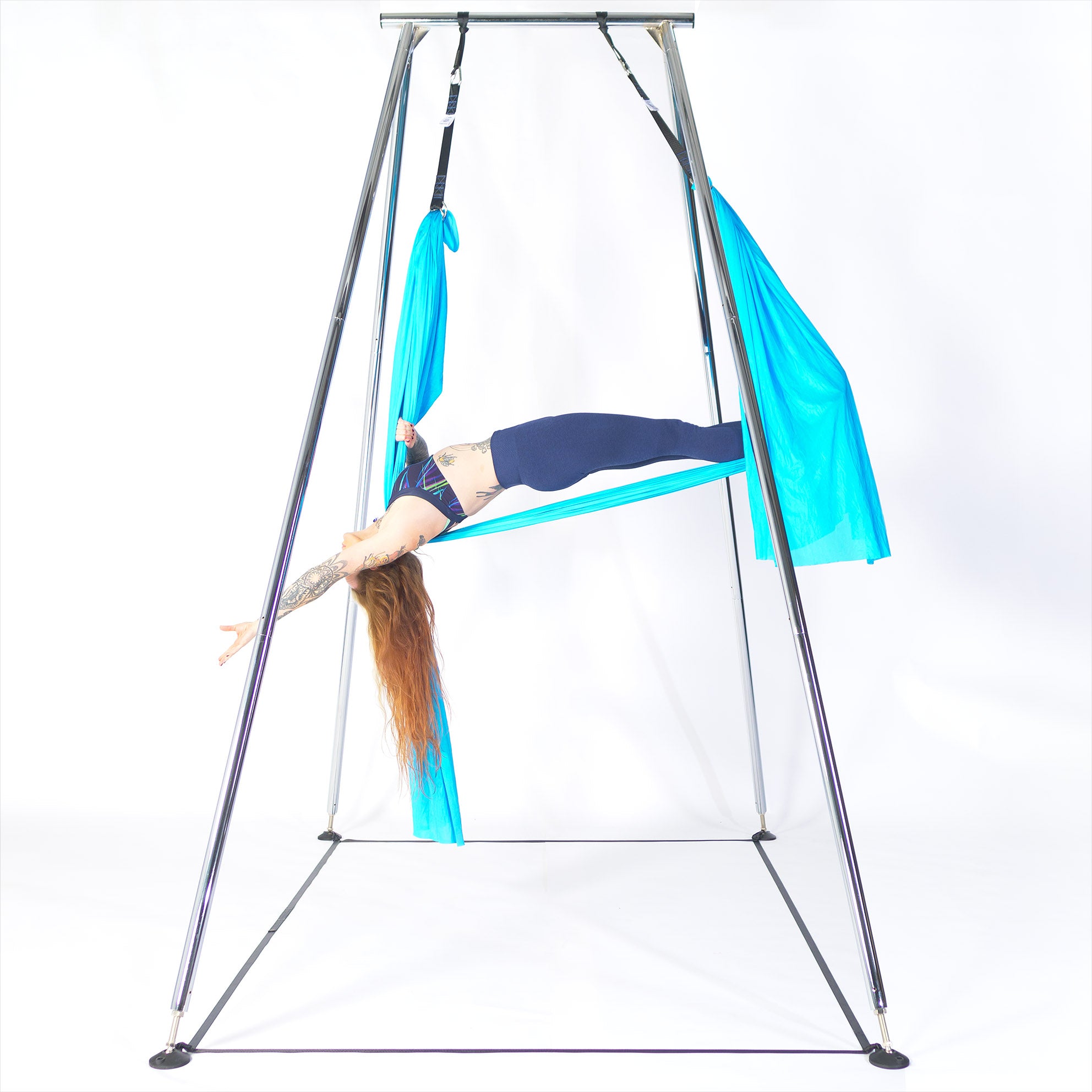 aerialist in hammock