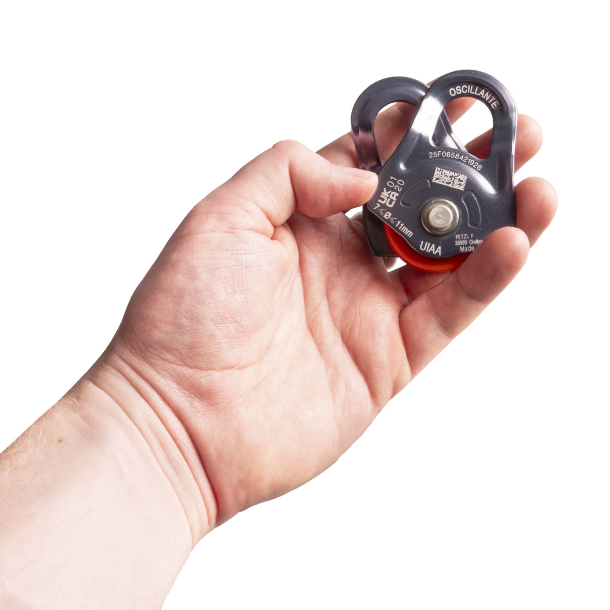 Petzl pulley oscillante in hand