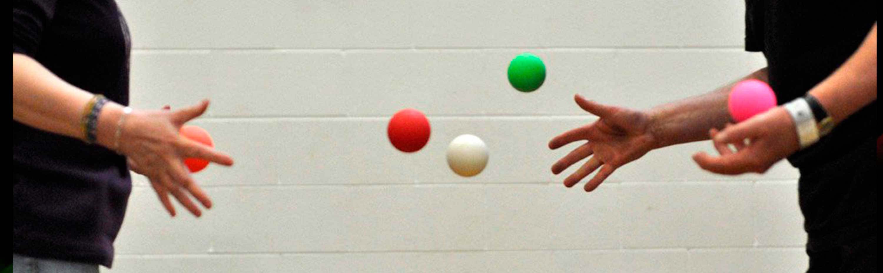 Bounce Juggling Balls